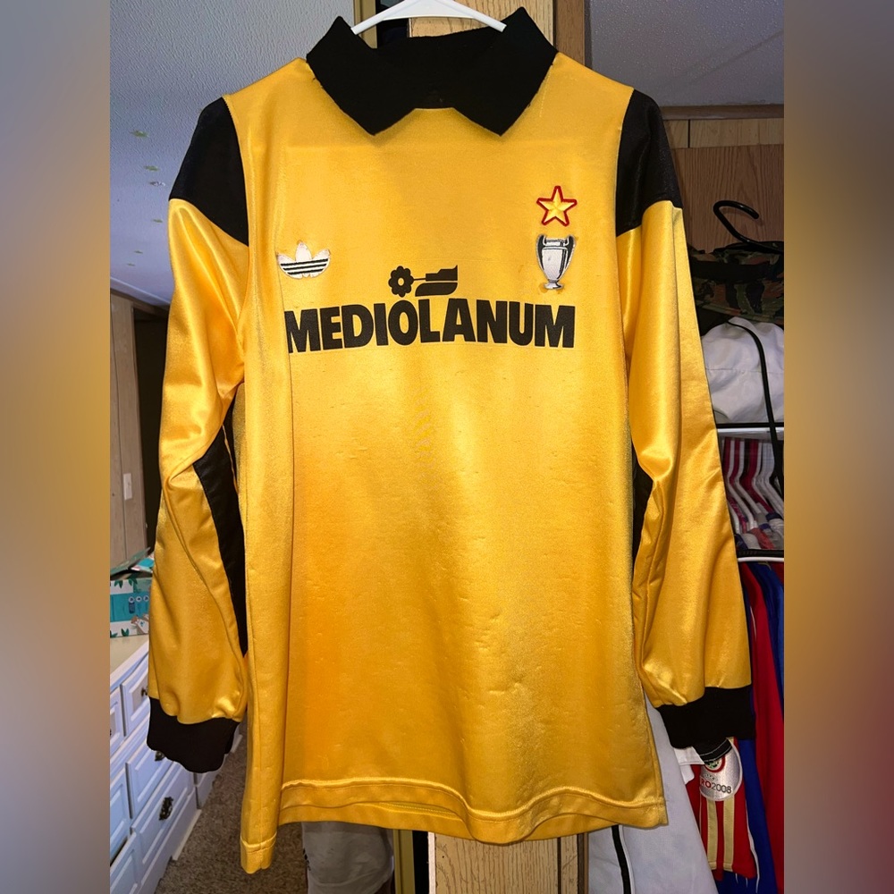 AC Milan 1990 goalkeeper vintage jersey
